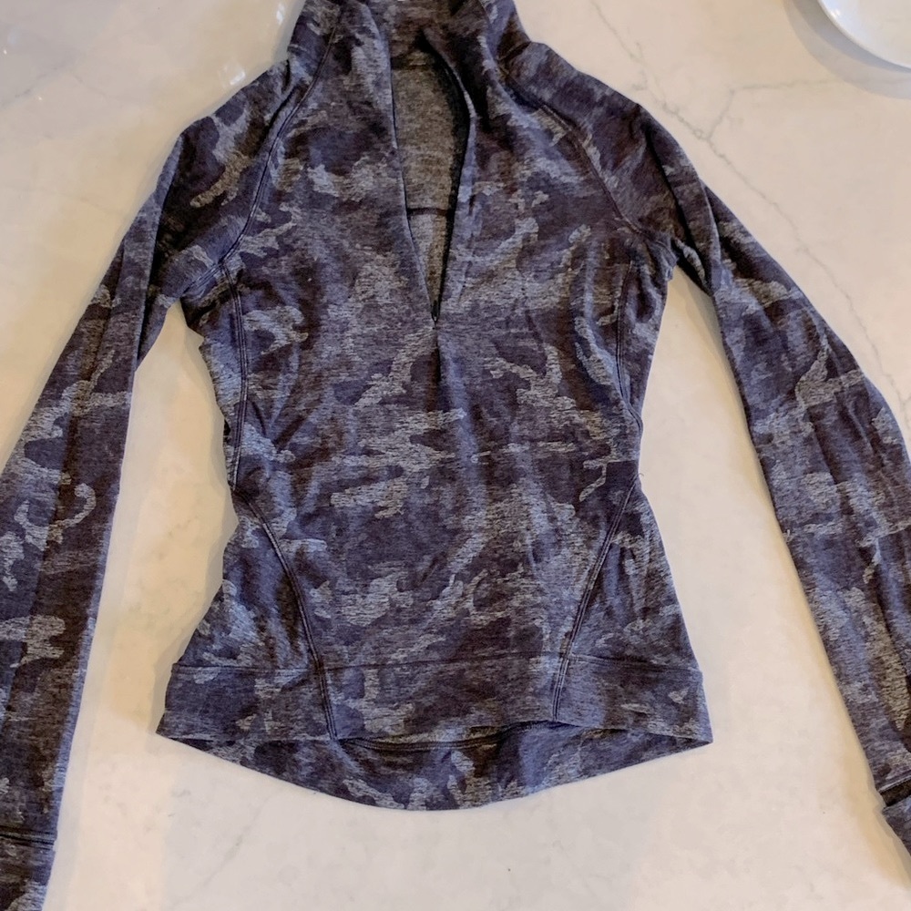 Lululemon camo half zip